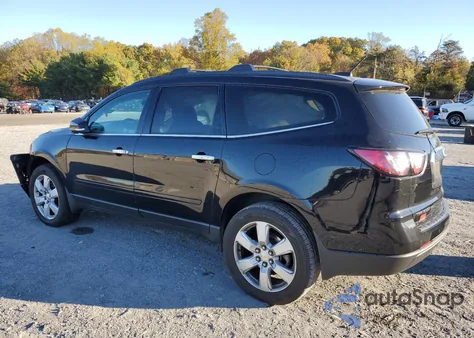 2017 Chevrolet Traverse Lt z USA, uszkodzony, nr VIN 1GNKVGKD0HJ323819